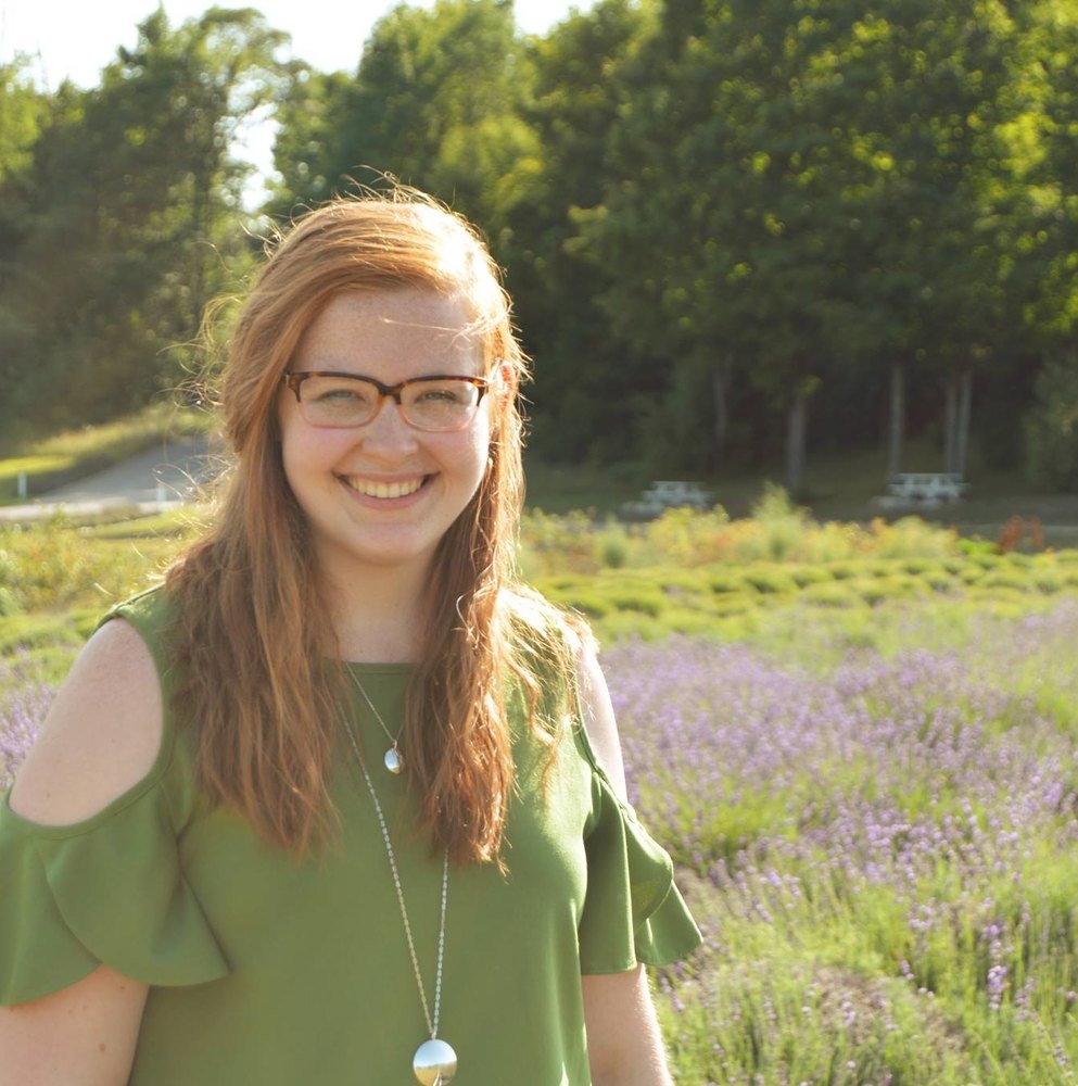 Meet your Posher, Laura